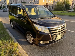 2014 Toyota Noah III (R80), красный, 1770000 рублей, вид 1