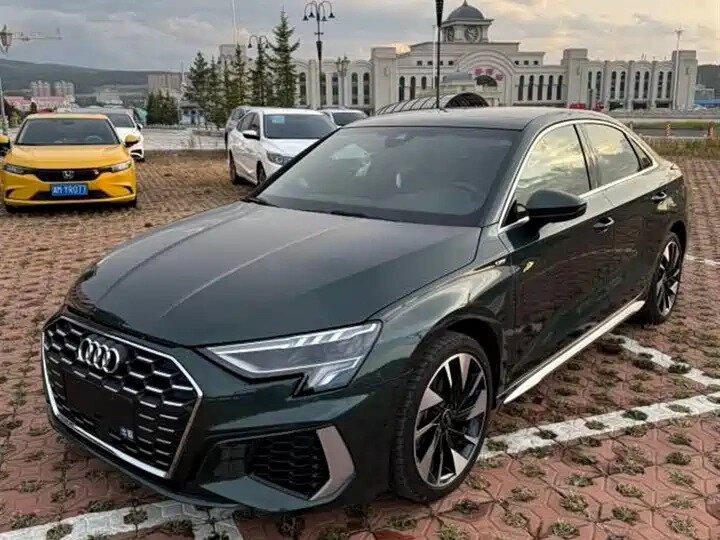 Audi A3 IV (8Y)