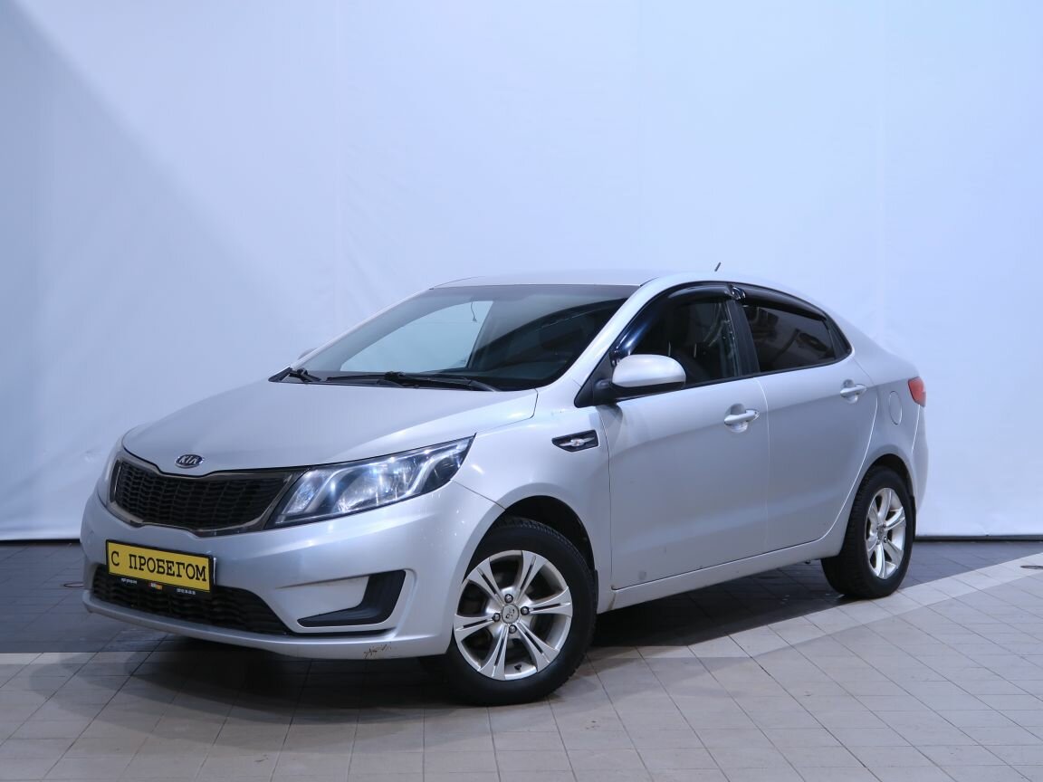 Купить б/у Kia Rio III 1.4 MT (107 л.с.) бензин механика в Сыктывкаре ...