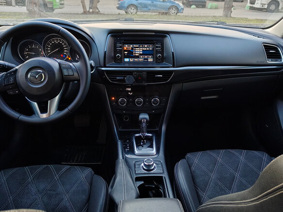 2014 Mazda 6 III (GJ), белый, 1550000 рублей - вид 4