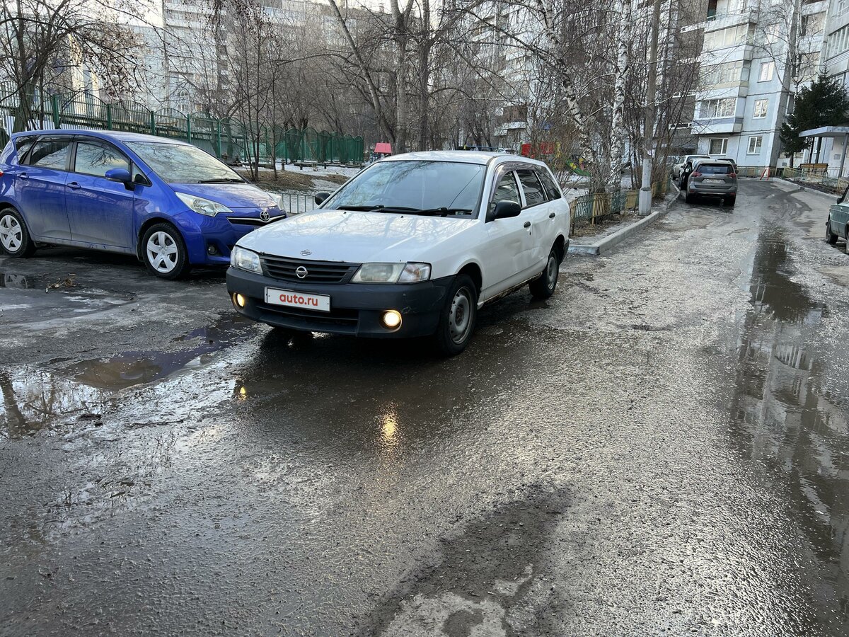 Ниссан ad 2001