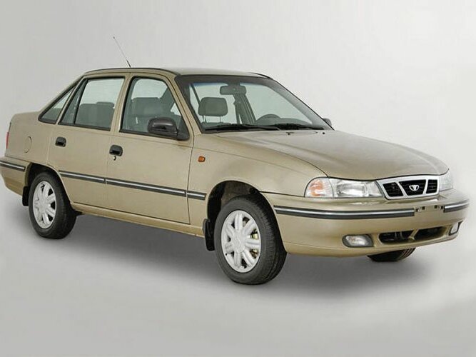 Купить б/у Daewoo Nexia I 1.5 MT (75 л.с.) бензин механика в Егорьевске: белый Д