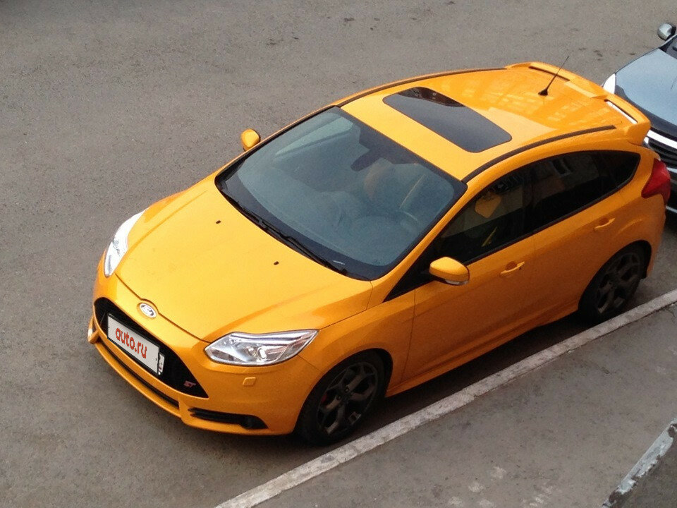 Ford Focus St Р¶РµР»С‚С‹Р№