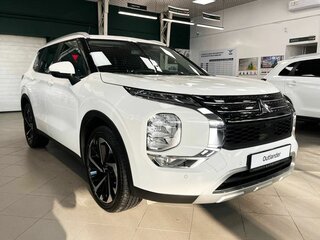 2024 Mitsubishi Outlander IV, белый, 5499000 рублей, вид 3