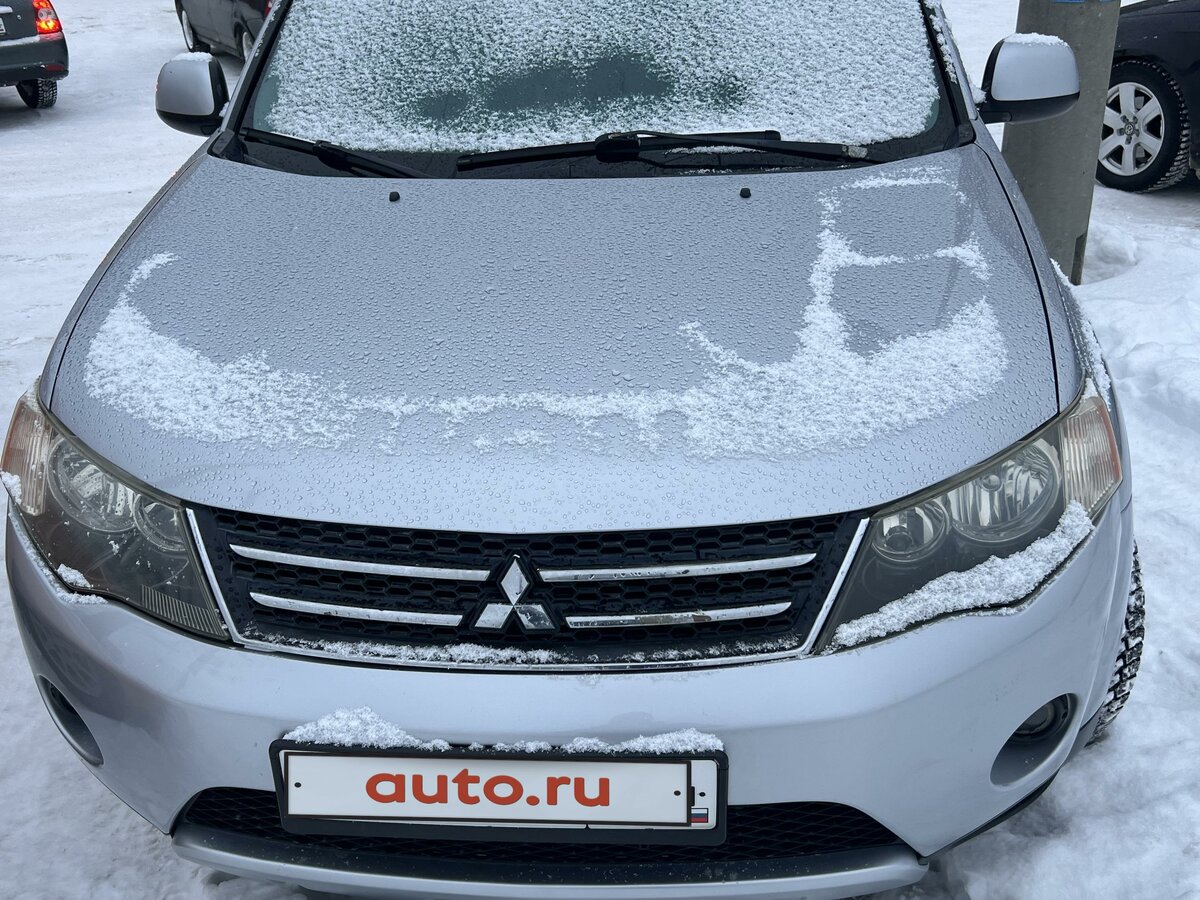 Купить б/у Mitsubishi Outlander II 3.0 AT (220 л.с.) 4WD бензин автомат ...