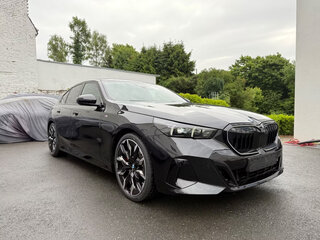2025 BMW 5 серии 520d xDrive VIII (G60/G61/G68), чёрный, 6150000 рублей, вид 1