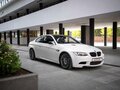 2009 BMW M3 IV (E90), белый - вид 2
