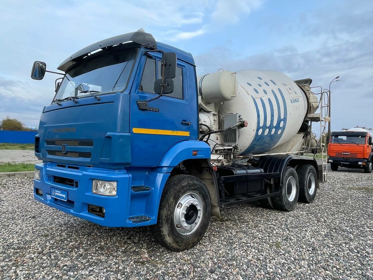 Купить б/у КамАЗ Автобетоносмеситель в Ярославле: синий ...