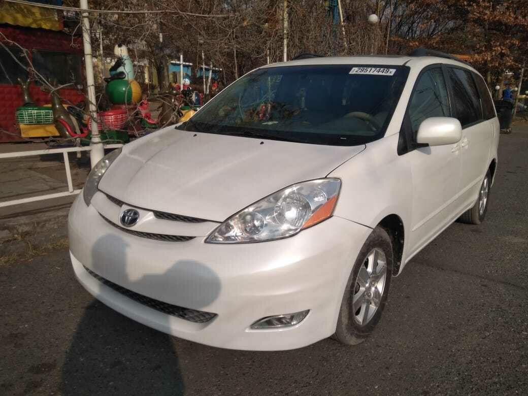 Toyota Sienna 2009