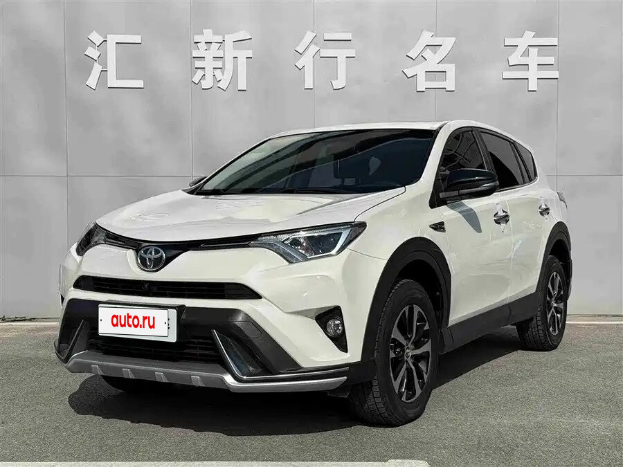 Toyota RAV4 IV (XA40) Рестайлинг