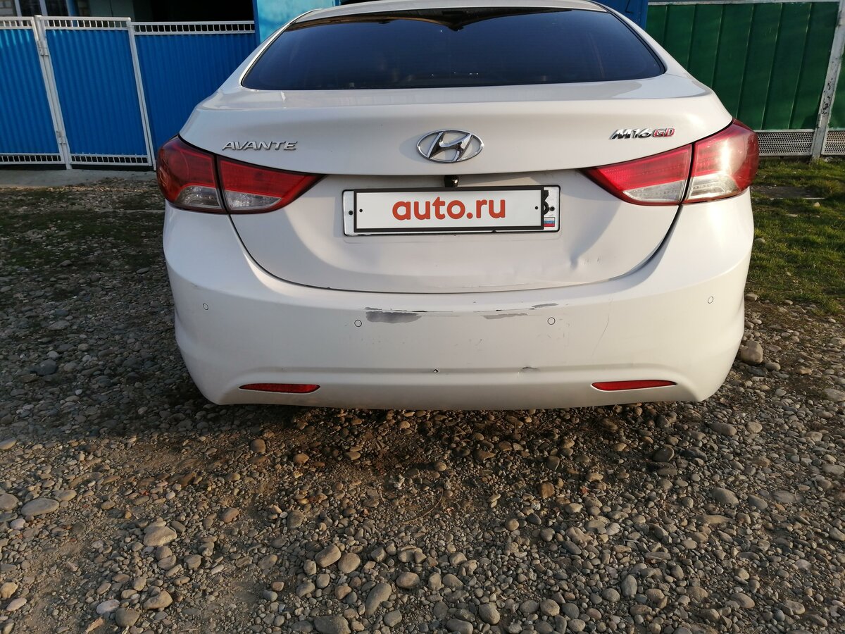 Hyundai avante v