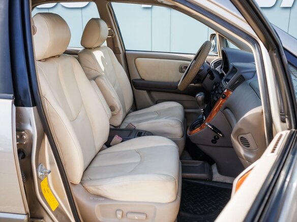 1999 Lexus RX 300 I, золотистый, 1099000 рублей - вид 8