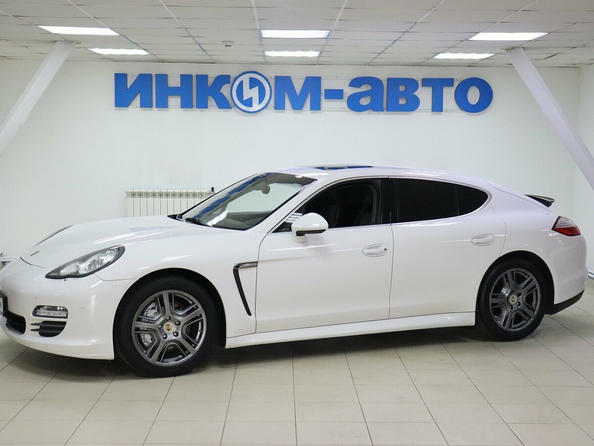 Porsche Panamera 4s 2011
