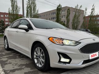 2019 Ford Fusion (North America) II Рестайлинг, белый, 1380000 рублей, вид 1