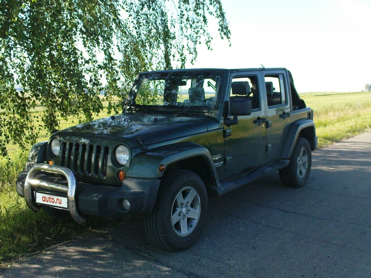 Suzuki джип зеленый