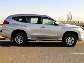 2023 Mitsubishi Pajero Sport III Рестайлинг, серебристый, 3820009 рублей, вид 3