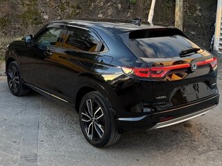 2023 Honda Vezel II, чёрный, 1650000 рублей, вид 5