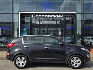 2011 Kia Sportage III, чёрный, 995000 рублей, вид 4
