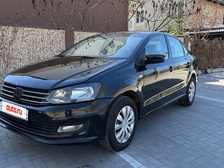 2017 Volkswagen Polo V Рестайлинг, чёрный, 500000 рублей, вид 3