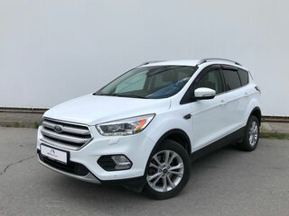 2017 Ford Kuga II Рестайлинг, белый, 1330000 рублей, вид 1