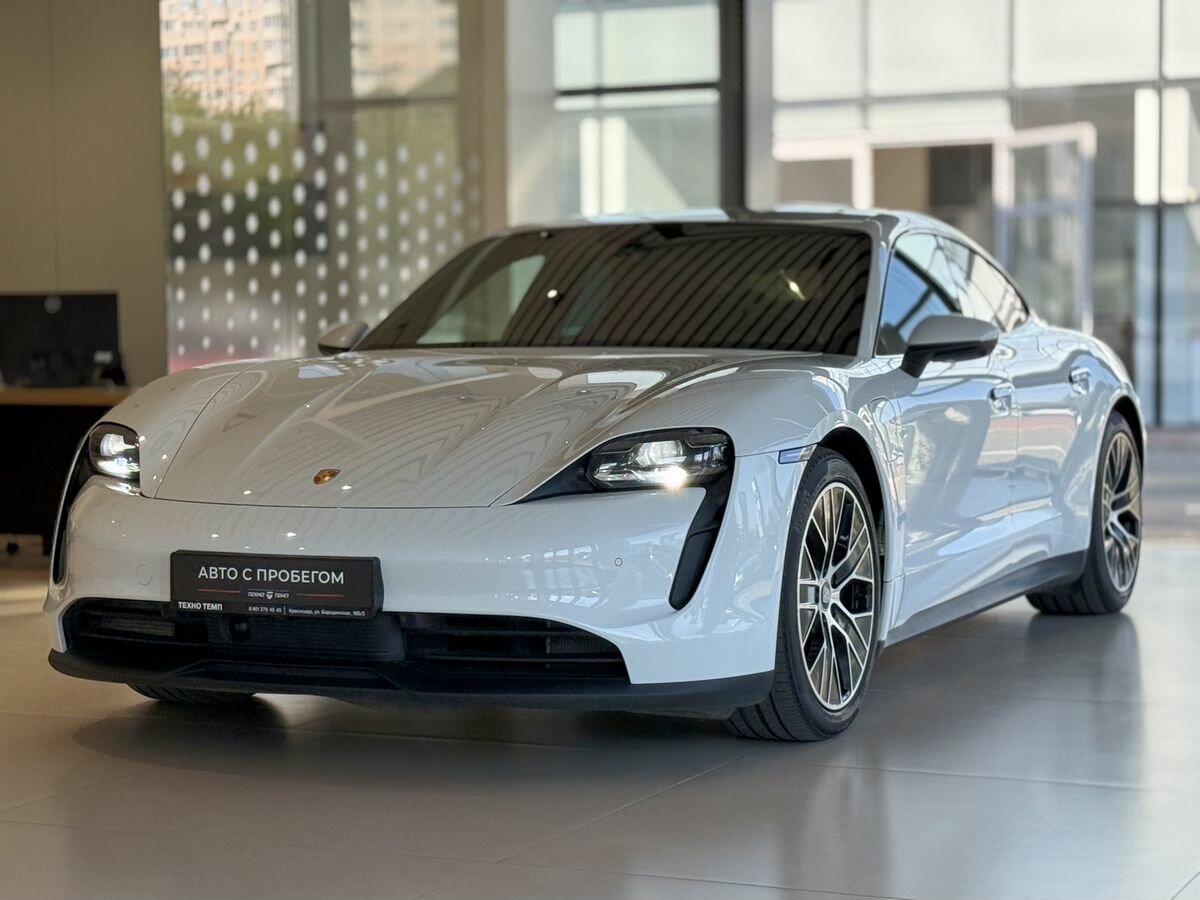 Porsche Taycan 4S I