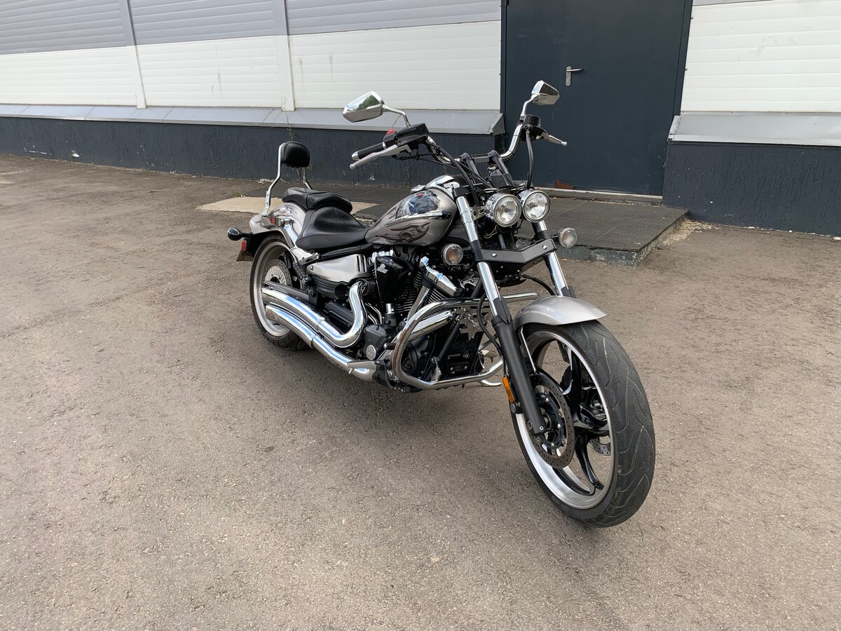 Yamaha xv1900