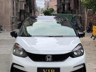 2022 Honda Fit IV, белый, 1080000 рублей, вид 2
