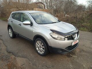 2010 Nissan Qashqai I Рестайлинг, серебристый, 750000 рублей, вид 3
