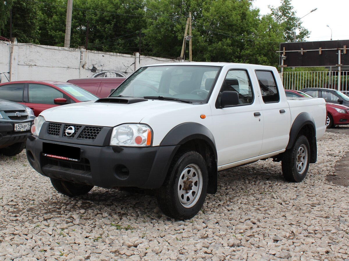 Nissan пикап np300 Comfo