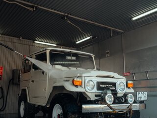 1979 Toyota Land Cruiser 40 Series, бежевый, 12000000 рублей, вид 3
