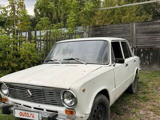 1974 Lada (ВАЗ) 2101, белый, 45000 рублей, вид 1