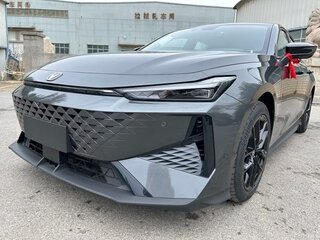 2025 Changan UNI-V I Рестайлинг, серебристый, 2081320 рублей, вид 1