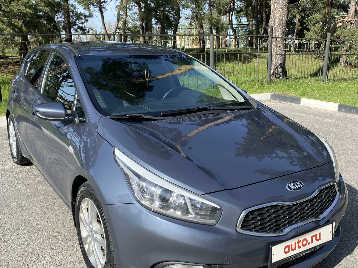 Купить б/у Kia Ceed II 1.6 AT (129 л.с.) бензин автомат в Белгороде ...