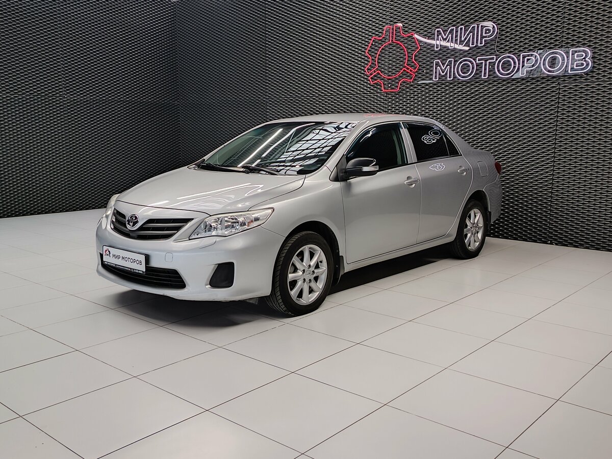Toyota Corolla X (E140, E150) Рестайлинг