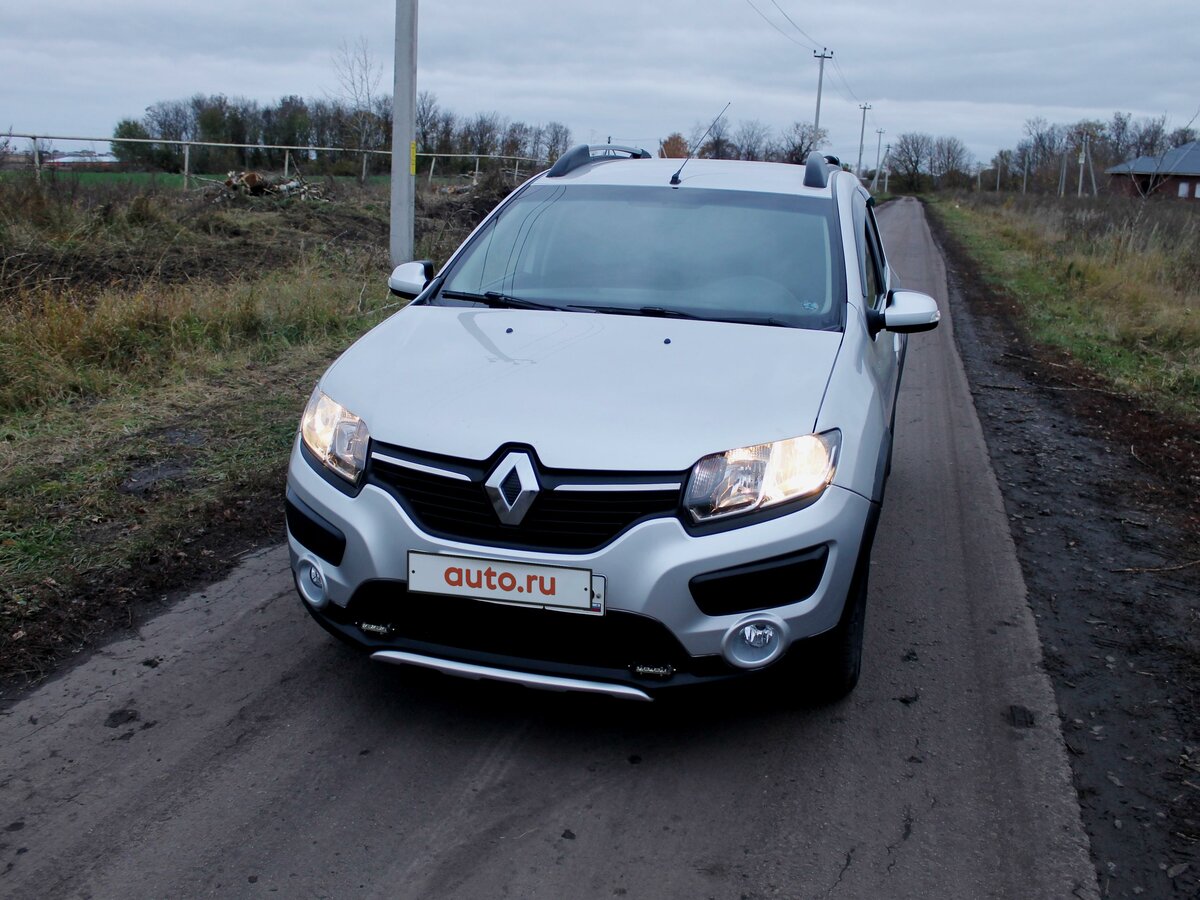 Купить б/у Renault Sandero II Stepway 1.6 MT (82 л.с.) бензин механика ...