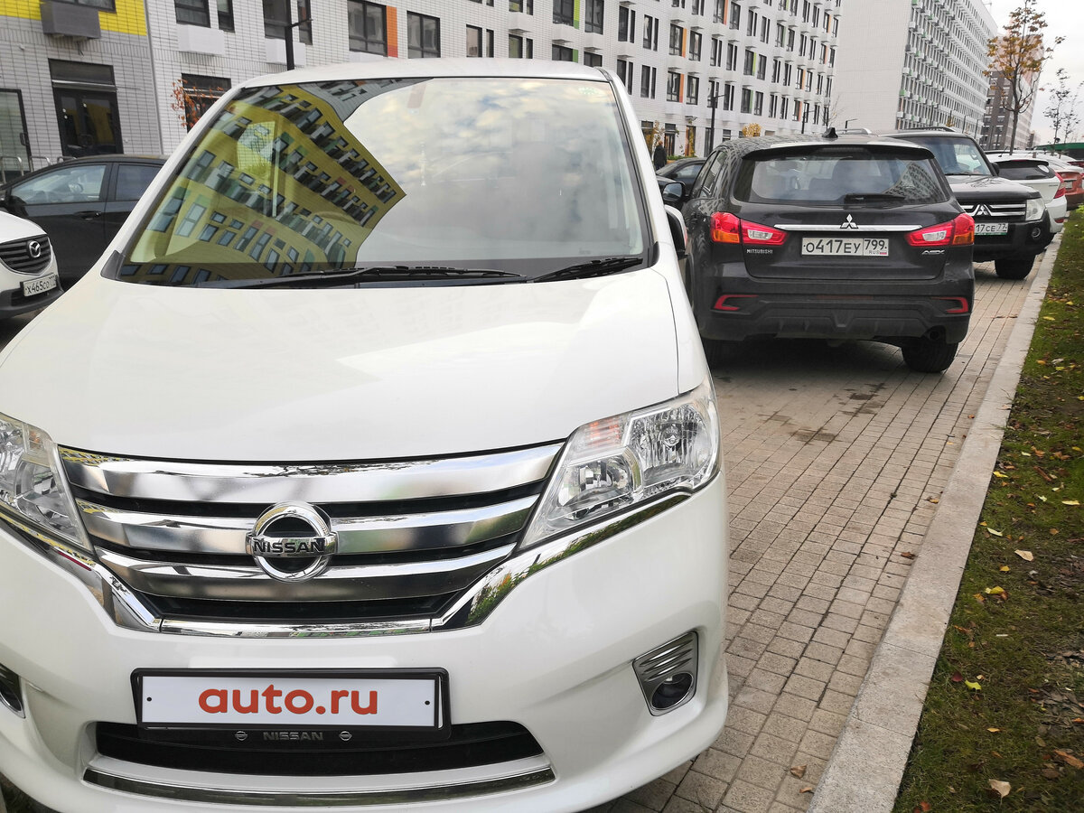 Nissan Serena c26 Highway Star