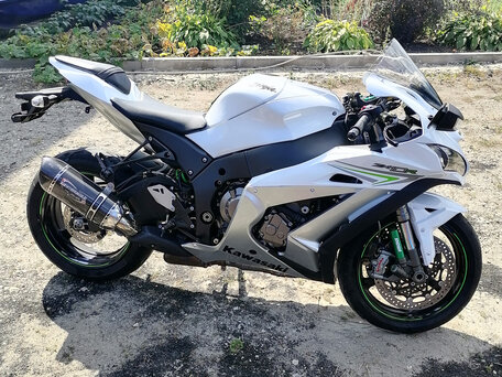 kawasaki zr 10
