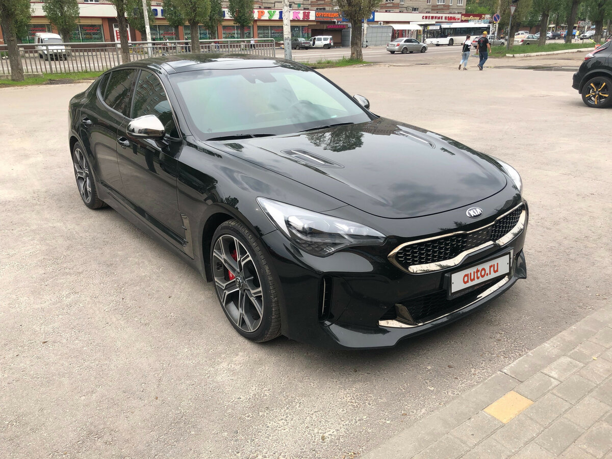 Kia Stinger gt черный
