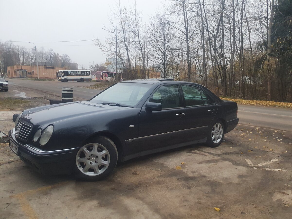 Купить б/у Mercedes-Benz E-Класс II (W210, S210) 280 2.8 AT (204 л.с ...