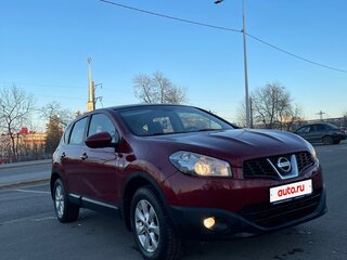 2011 Nissan Qashqai I Рестайлинг, красный, 785000 рублей, вид 3