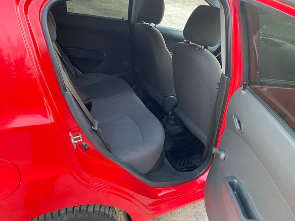 2011 Chevrolet Spark III, красный - вид 16