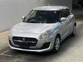 2023 Suzuki Swift V Рестайлинг, серебристый, 780000 рублей
