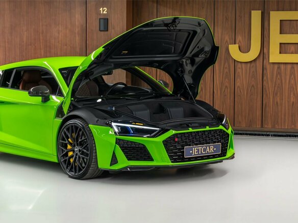 Купить б/у Audi R8 II (4S) V10 plus 5.2 AMT (610 л.с.) 4WD бензин робот ...
