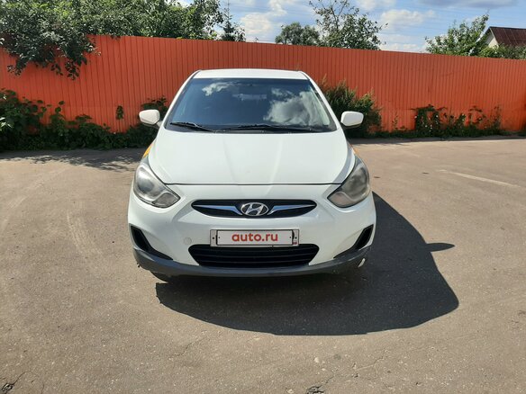 Купить б/у Hyundai Solaris I 1.6 MT (123 л.с.) бензин механика в ...