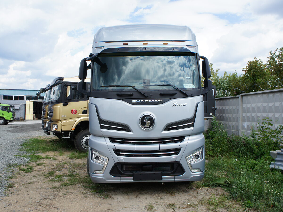 Шакман x6000 тягач