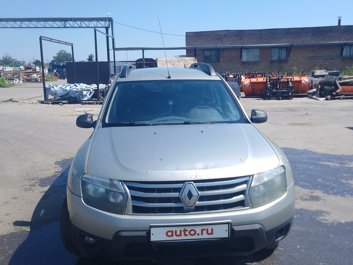 Купить б/у Renault Duster I 2.0 MT (135 л.с.) 4WD бензин механика в ...