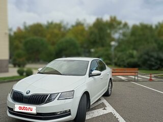 2019 Skoda Octavia III (A7) Рестайлинг, белый, 2200000 рублей, вид 1