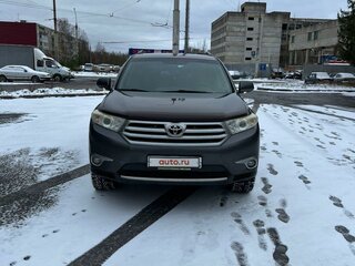 2011 Toyota Highlander II (XU40) Рестайлинг, серый, 1799999 рублей, вид 1