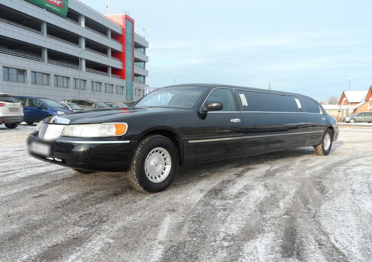 Lincoln town car iii