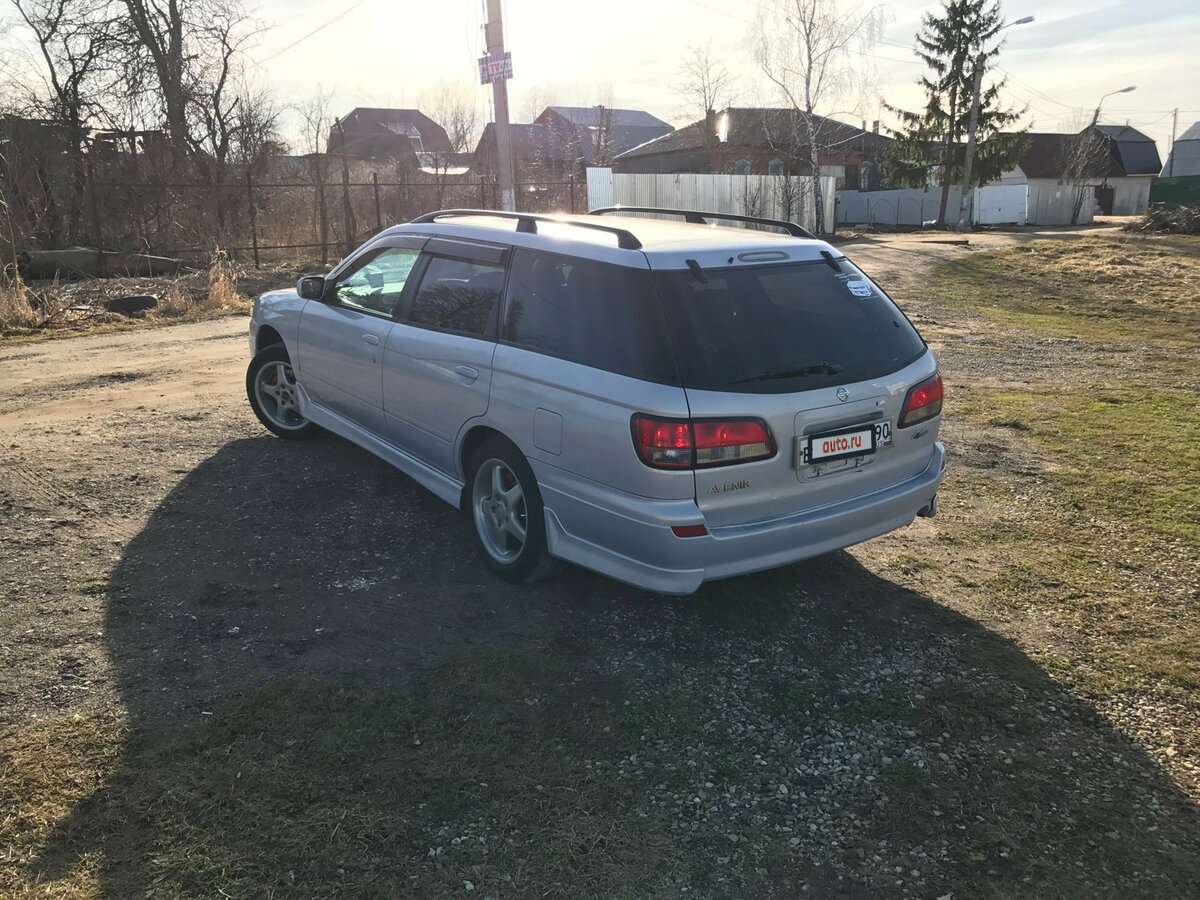 Ниссан Авенир 2004 год